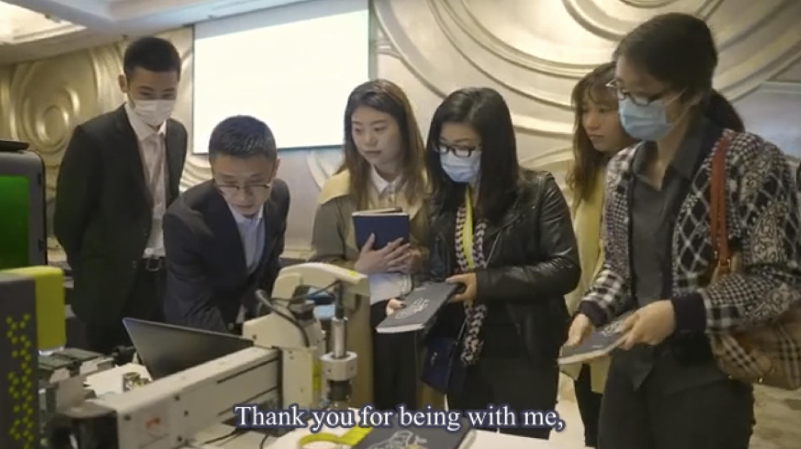 奢侈品集团创新活动视频如何做好双语字幕？从Innovation Day、客户体验到可持续包装